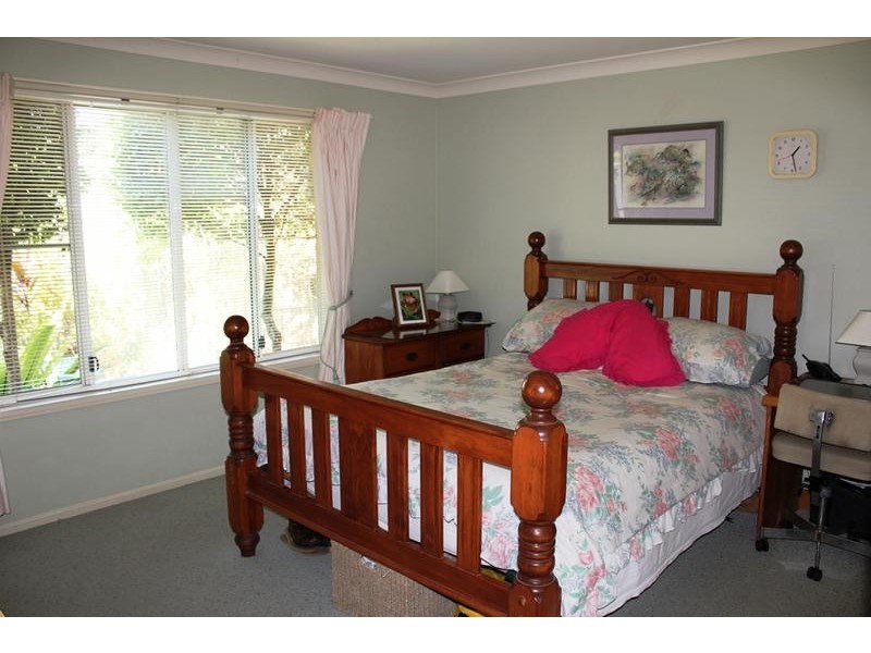 8 Warne Place, Pottsville NSW 2489