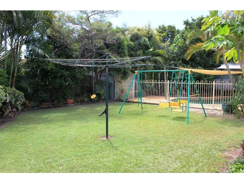 8 Warne Place, Pottsville NSW 2489