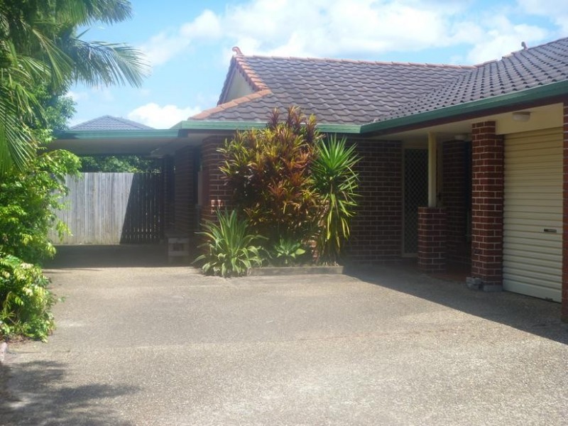 2/6 Edward Avenue, Pottsville NSW 2489