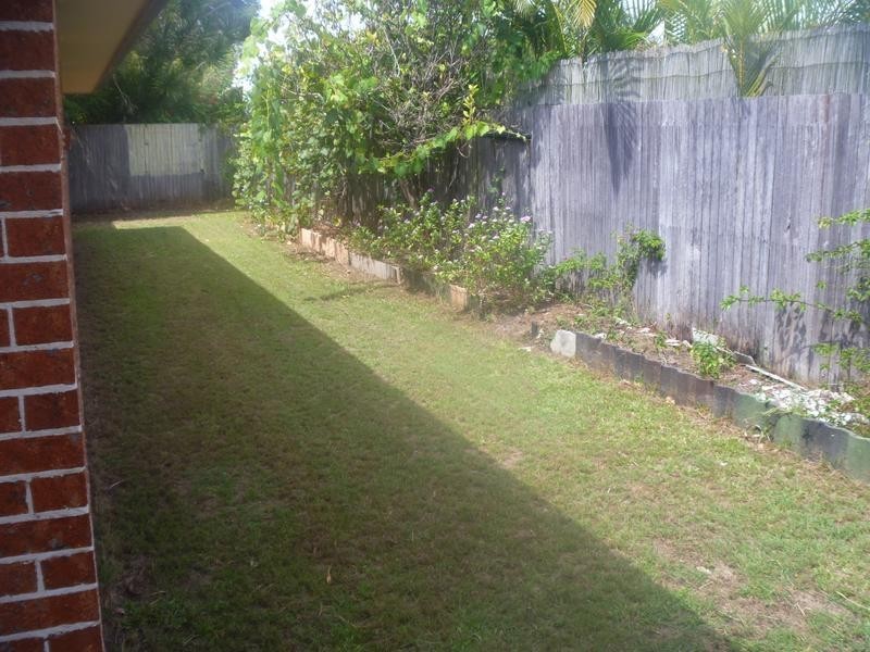 2/6 Edward Avenue, Pottsville NSW 2489