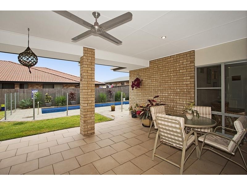 25 Taylor Drive, Pottsville NSW 2489