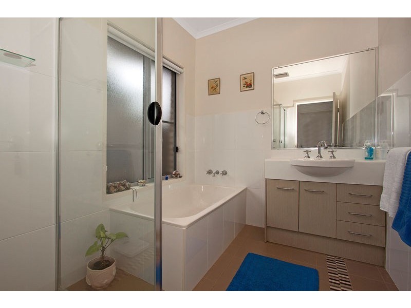 25 Taylor Drive, Pottsville NSW 2489