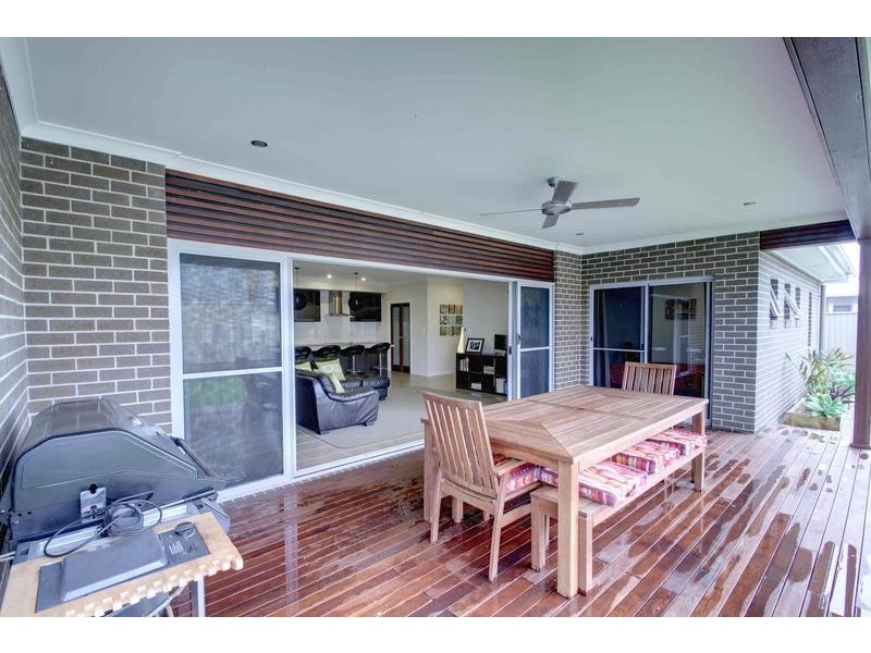 4 Sandon Ct, Pottsville NSW 2489