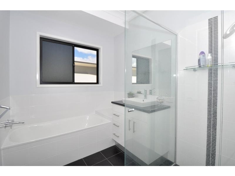 6 Mylestom Circle, Pottsville NSW 2489