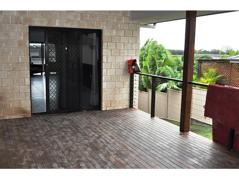 6 Mylestom Circle, Pottsville NSW 2489