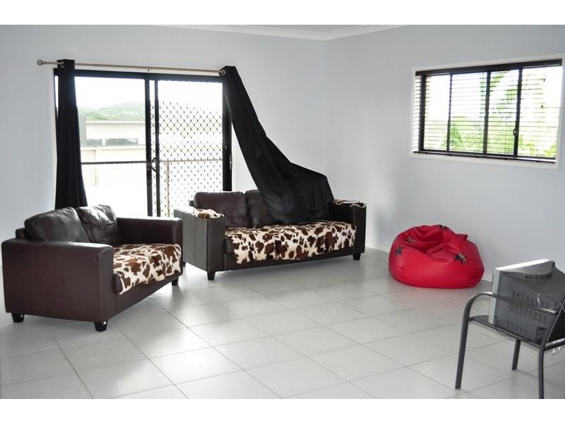 6 Mylestom Circle, Pottsville NSW 2489
