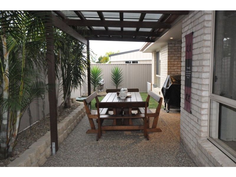 2/5 Tathra Street, Pottsville NSW 2489