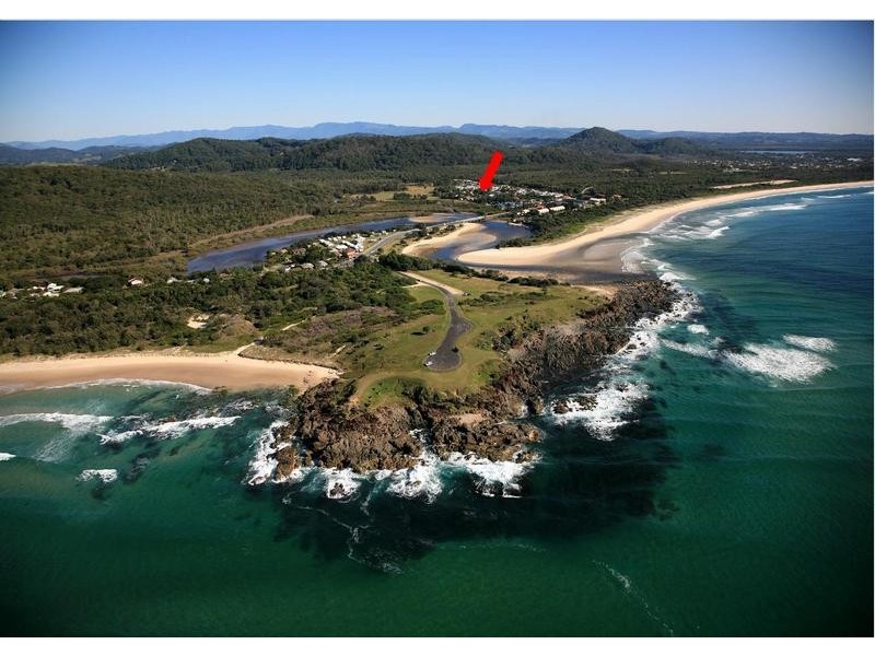 25 Creek Street, Hastings Point NSW 2489