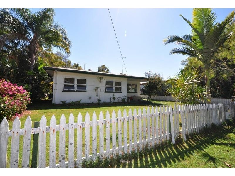 25 Creek Street, Hastings Point NSW 2489