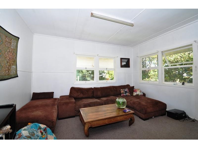 25 Creek Street, Hastings Point NSW 2489