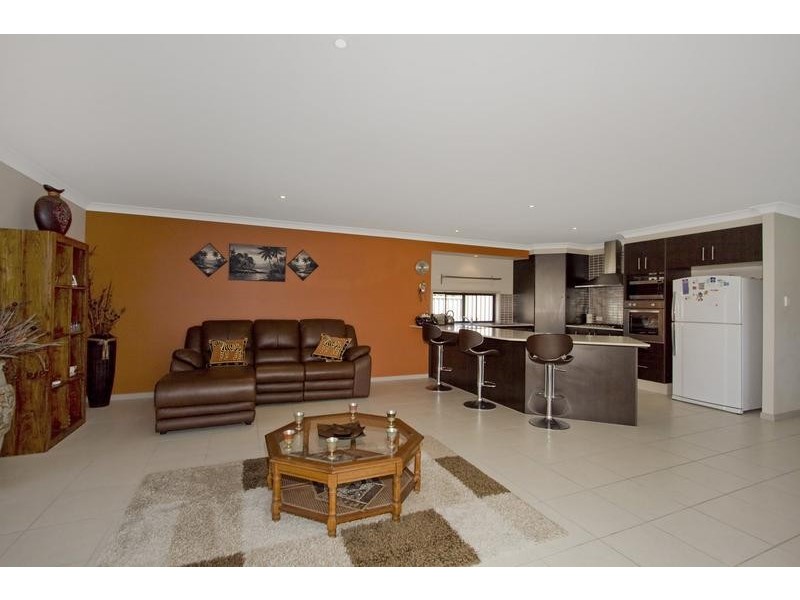 6 Moonee Street, Pottsville NSW 2489