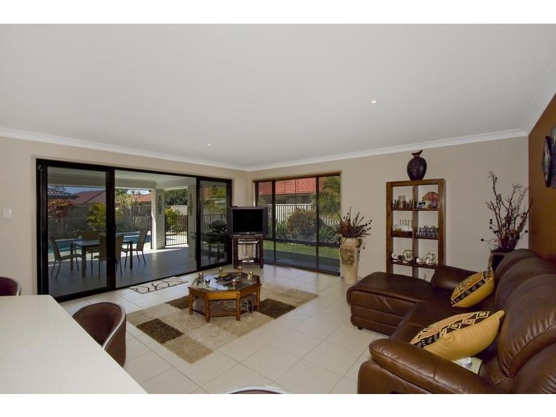 6 Moonee Street, Pottsville NSW 2489