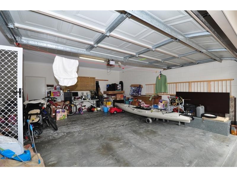 1/8 Overall Drive, Pottsville NSW 2489