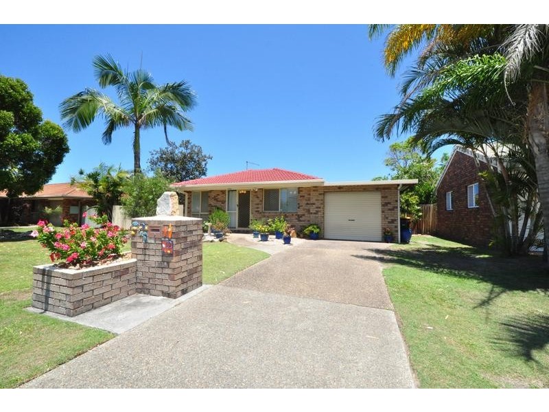 12 Buckingham Drive, Pottsville NSW 2489