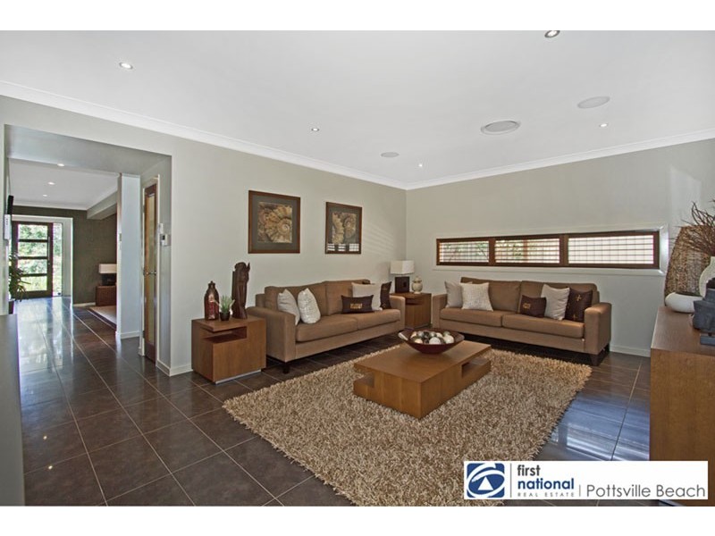 16 Lennox Circuit, Pottsville NSW 2489