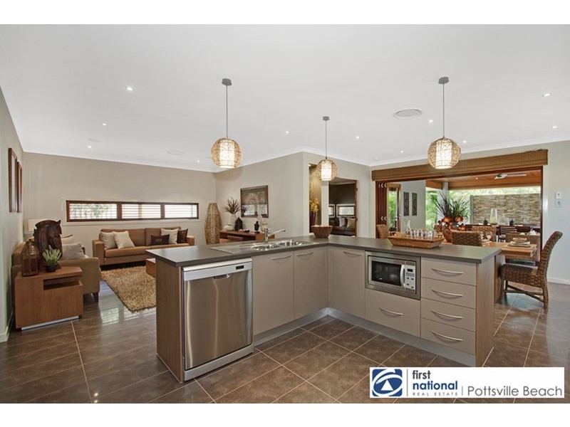 16 Lennox Circuit, Pottsville NSW 2489