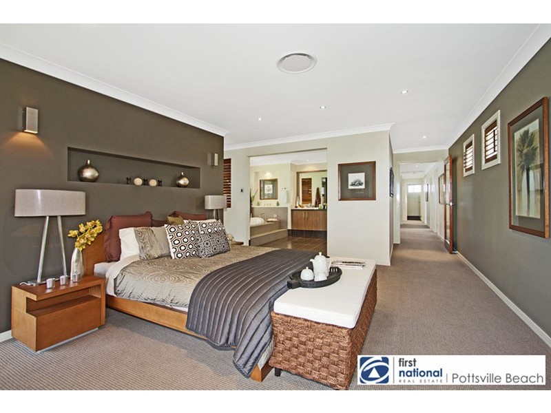 16 Lennox Circuit, Pottsville NSW 2489