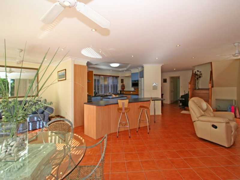 4 Elfran Avenue, Pottsville NSW 2489