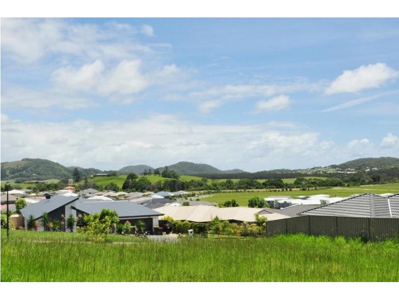 37 Newcastle Dr, Pottsville NSW 2489