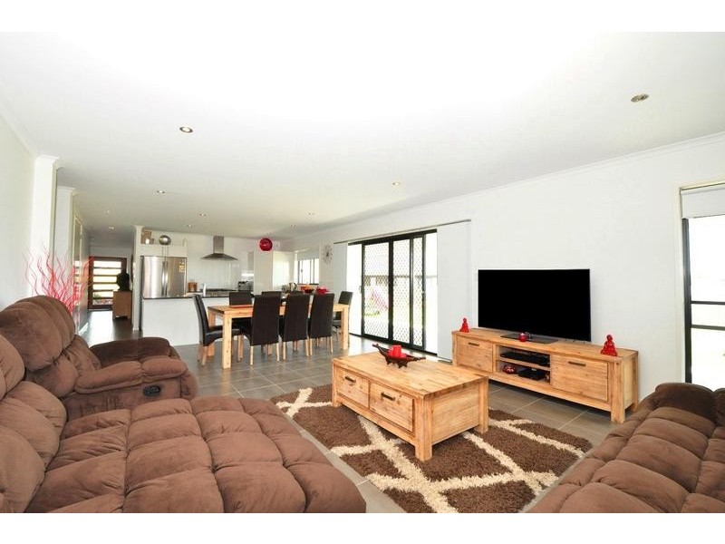 10 Narooma Street, Pottsville NSW 2489