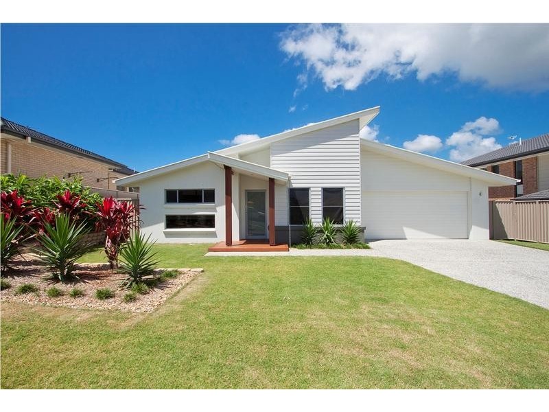 10 Terrigal Street, Pottsville NSW 2489