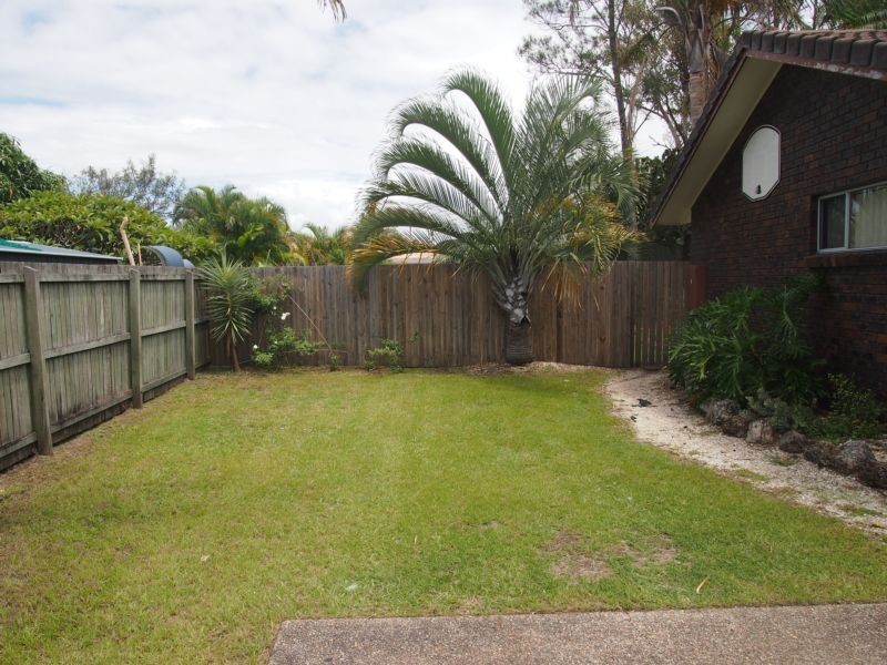 2/22 Victoria Avenue, Pottsville NSW 2489