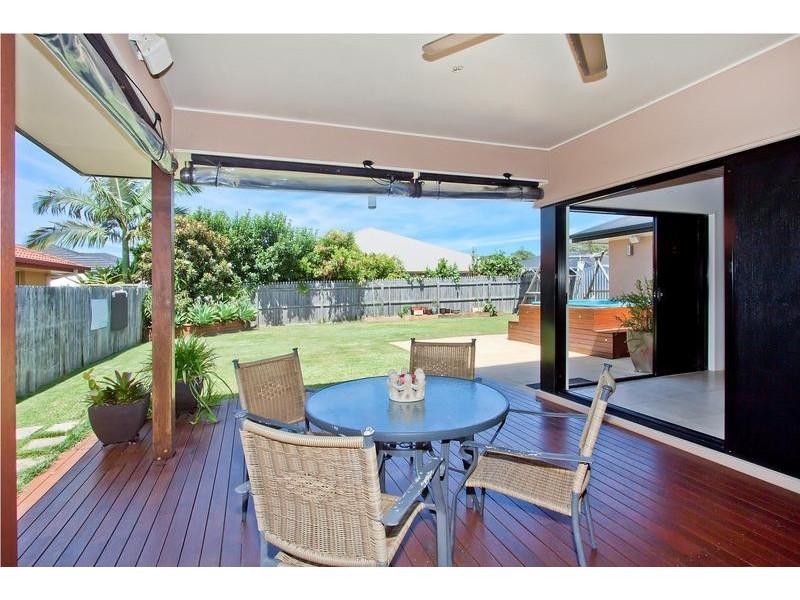 2 Benaud Place, Pottsville NSW 2489