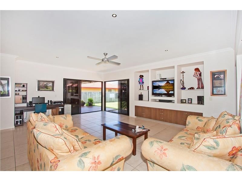 2 Benaud Place, Pottsville NSW 2489