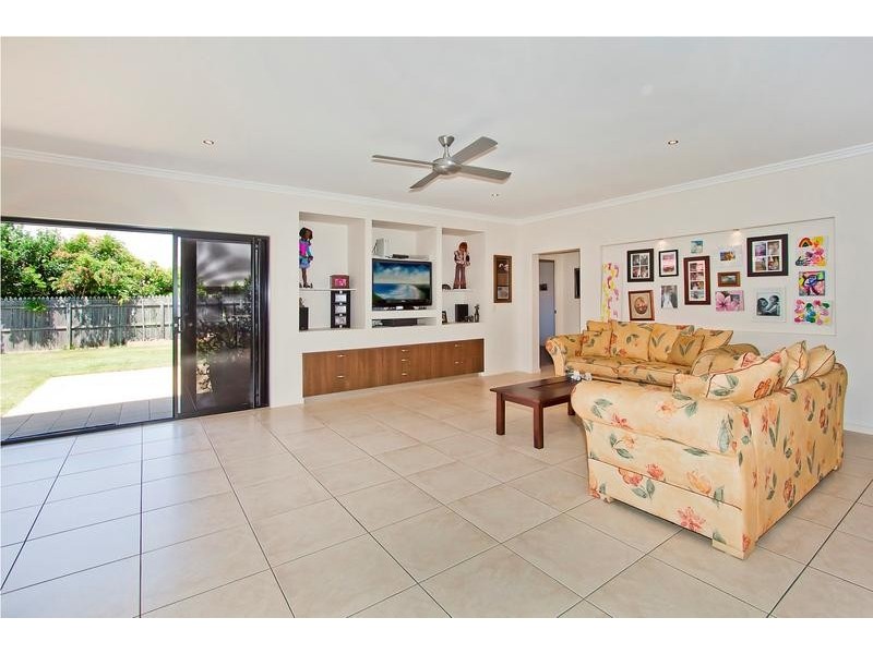 2 Benaud Place, Pottsville NSW 2489