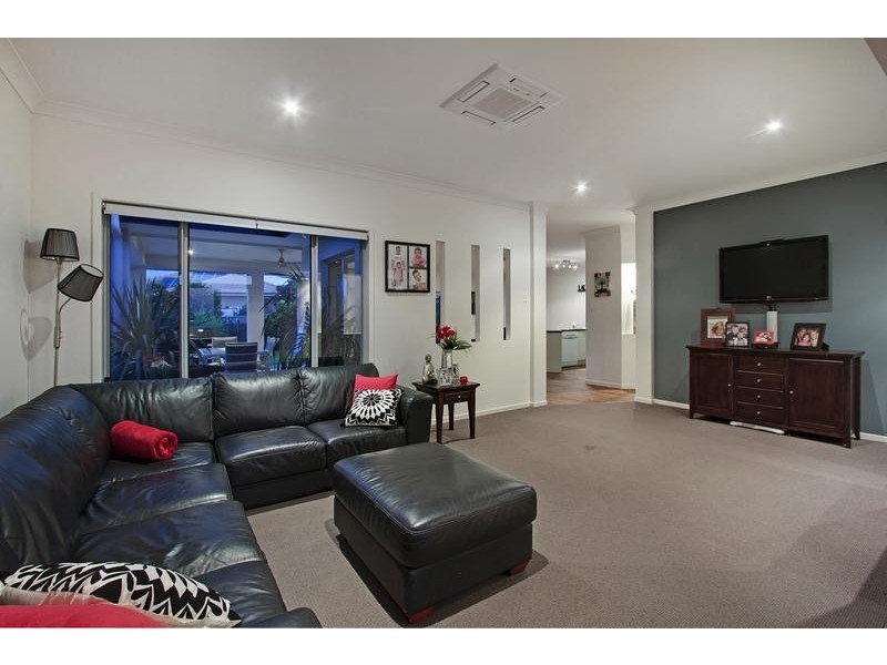 6 Narooma Street, Pottsville NSW 2489