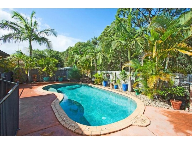 7 Kippax Place, Pottsville NSW 2489