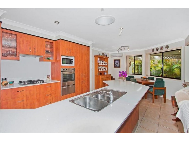 7 Kippax Place, Pottsville NSW 2489