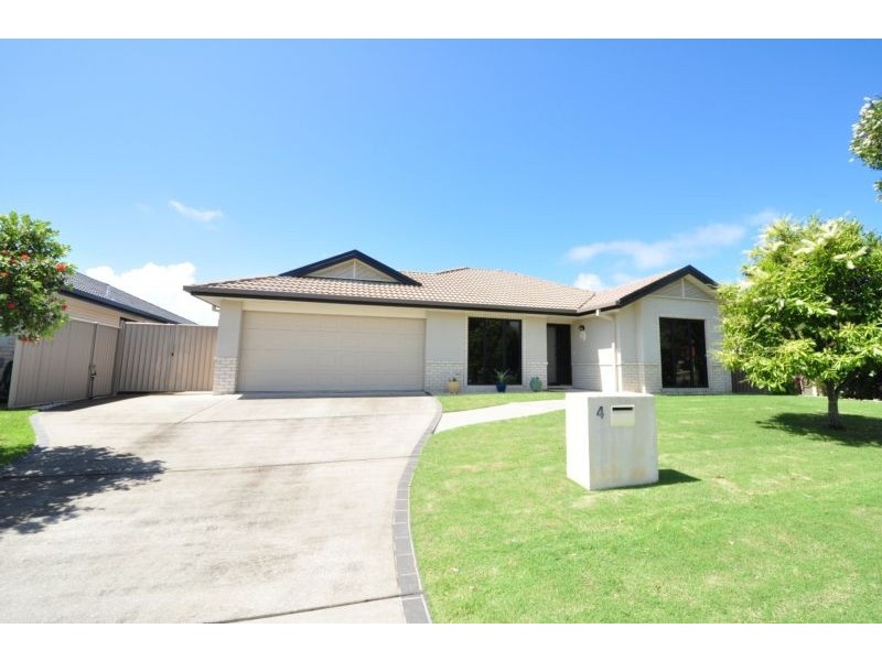 4 Moonee Street, Pottsville NSW 2489