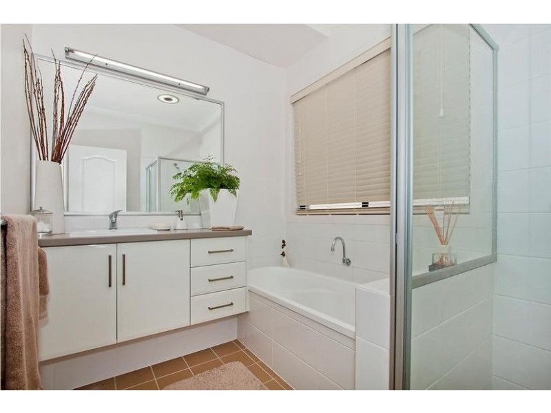 38 Newcastle Drive, Pottsville NSW 2489