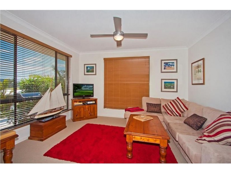 38 Newcastle Drive, Pottsville NSW 2489