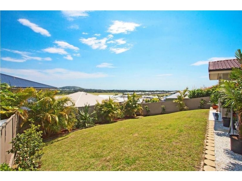 38 Newcastle Drive, Pottsville NSW 2489