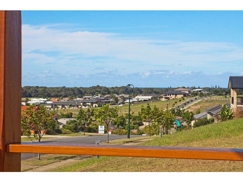 49 Newcastle Drive, Pottsville NSW 2489