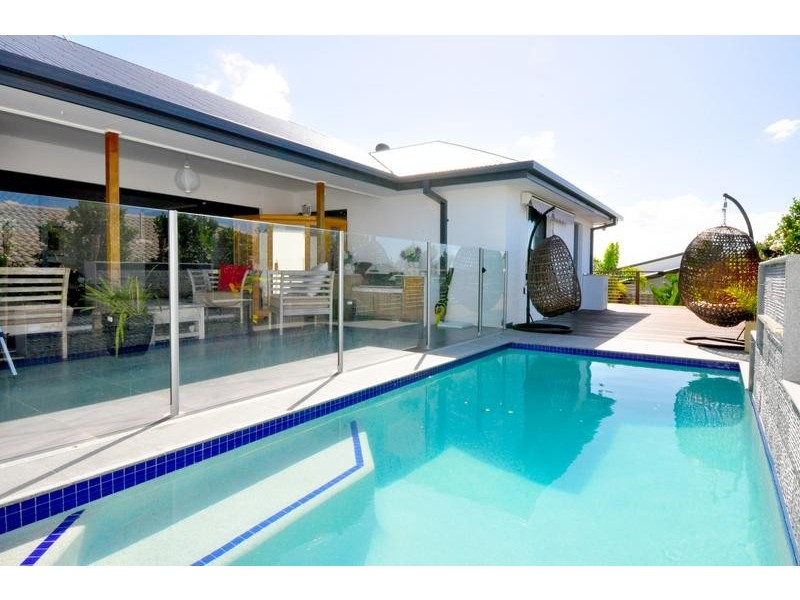 34 Newcastle Drive, Pottsville NSW 2489