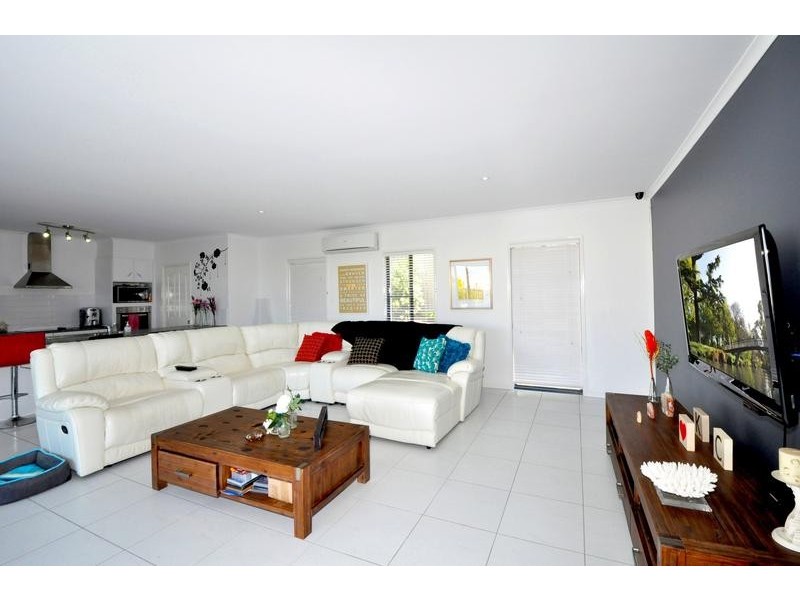 34 Newcastle Drive, Pottsville NSW 2489