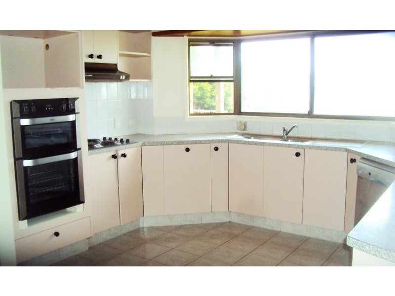 8 Hazelwood Drive, Pottsville NSW 2489