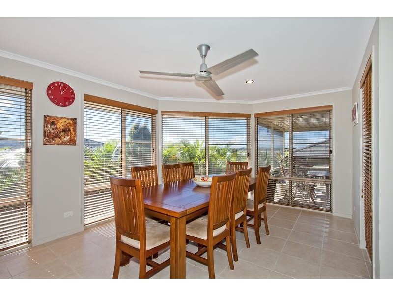 32 Newcastle Drive, Pottsville NSW 2489