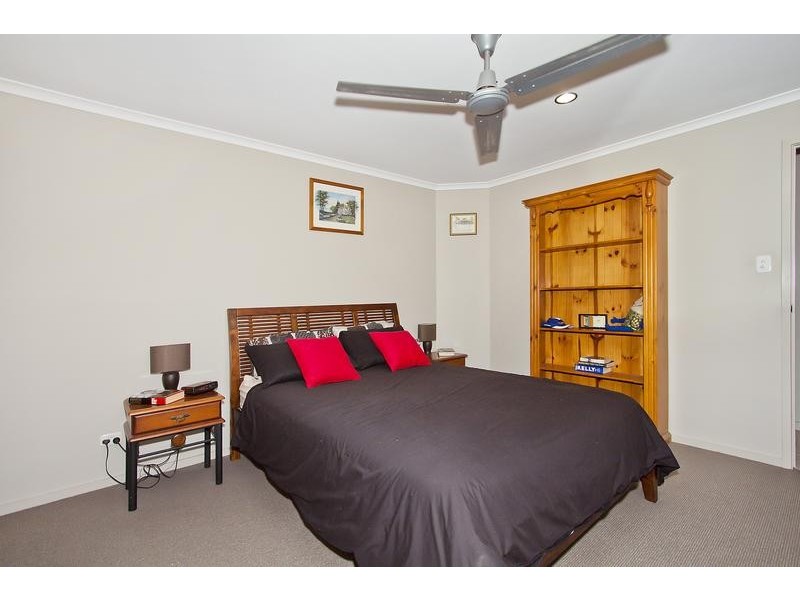 32 Newcastle Drive, Pottsville NSW 2489