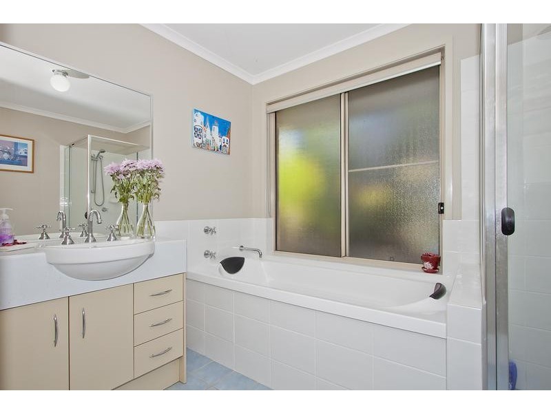 32 Newcastle Drive, Pottsville NSW 2489