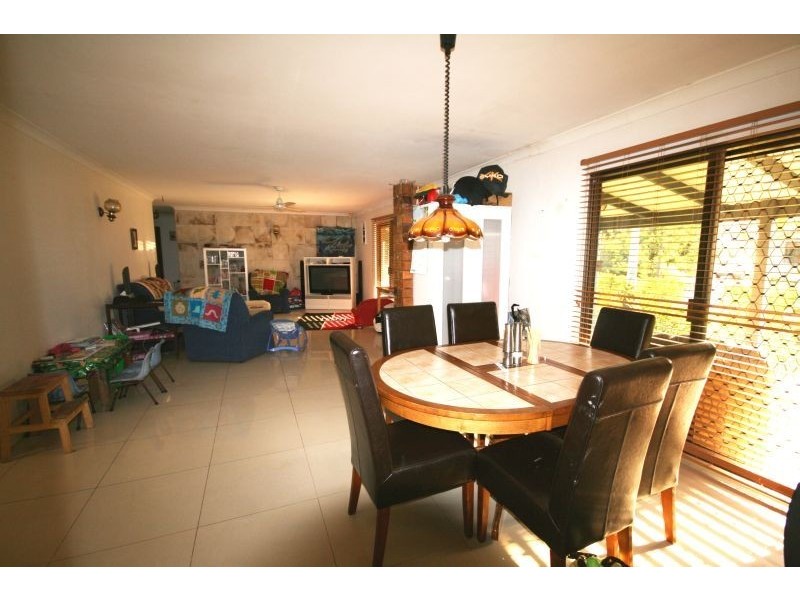 27 TAMARIND AVENUE, Cabarita Beach NSW 2488