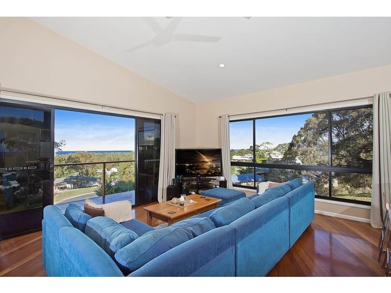 12 Roseash Court, Pottsville NSW 2489