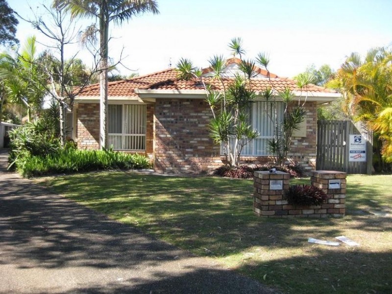 1/3 Kippax Place, Pottsville NSW 2489