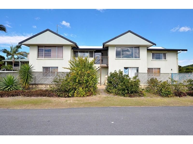 12 Young Street, Hastings Point NSW 2489
