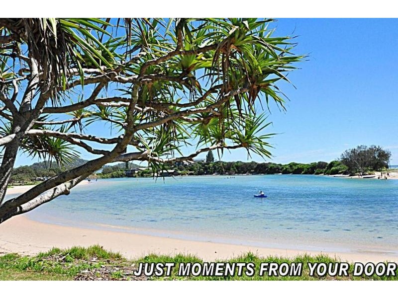 12 Young Street, Hastings Point NSW 2489