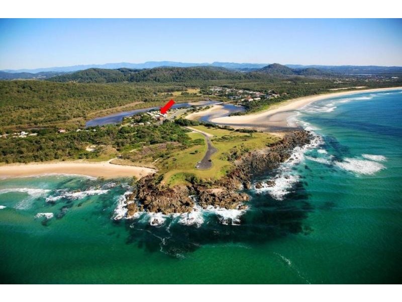 12 Young Street, Hastings Point NSW 2489
