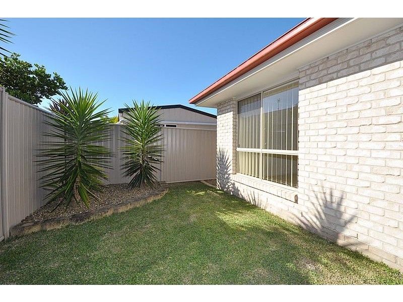 2/5 Tathra Street, Pottsville NSW 2489